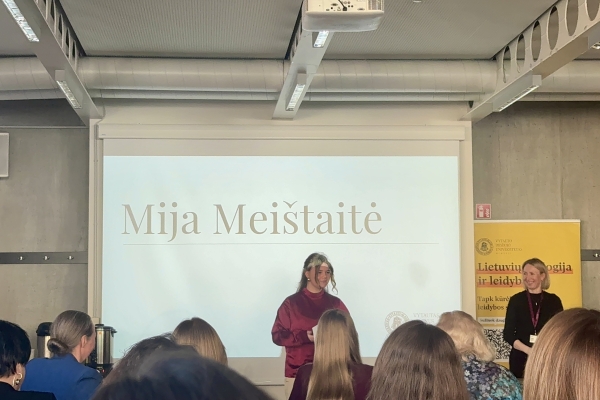 VDU organizuotas mokinių recenzijų konkursas „Skaitau, mąstau, vertinu“